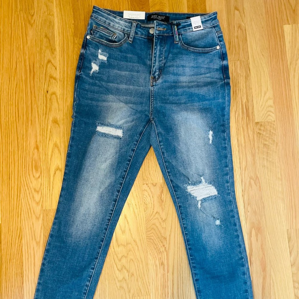 Judy Blue Rainbow Embroidered MidRise skinny jean